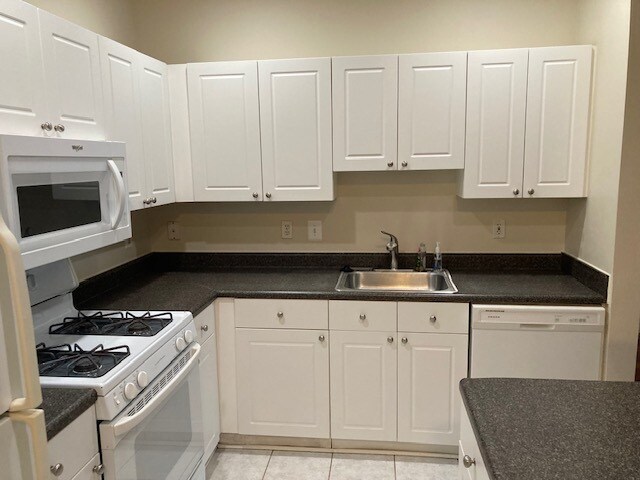 Building Photo - 11307 Aristotle Dr