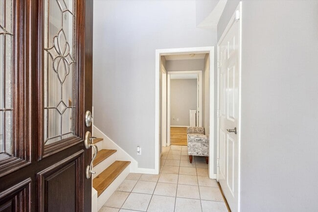 Building Photo - 4113 Blossom St