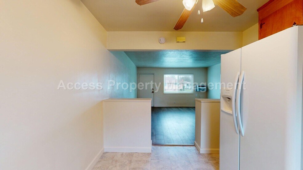 Building Photo - 143 Marilyn Ave