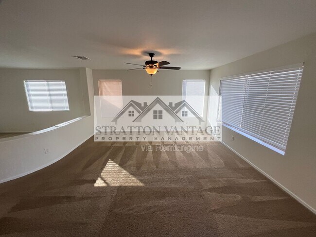 Building Photo - 15582 W Rio Vista Ln