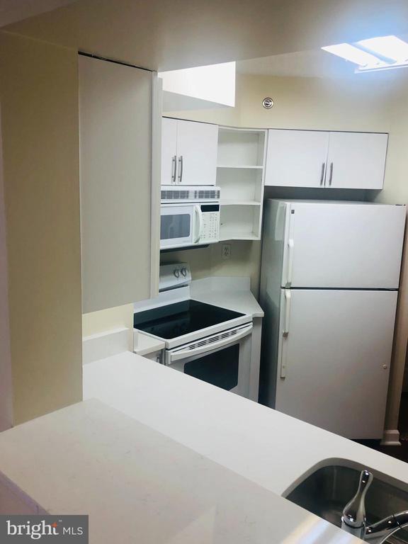 Building Photo - 601 Pennsylvania Ave NW