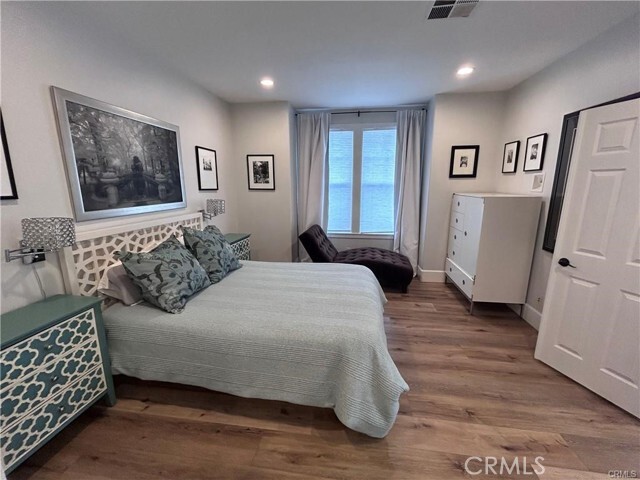 Building Photo - 22 Mineral King