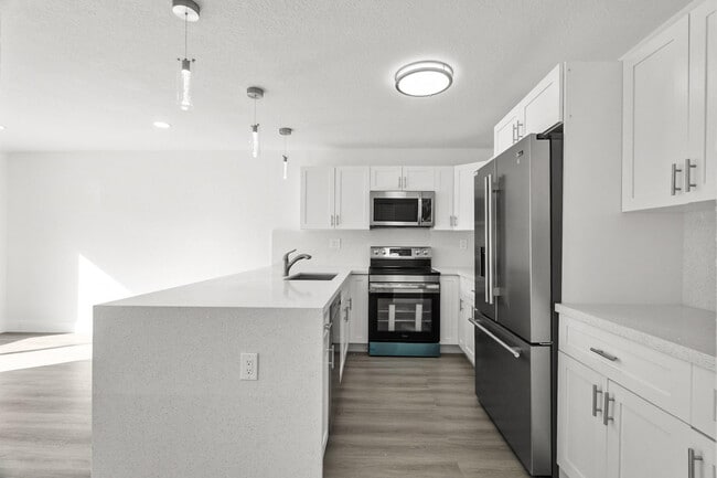 Building Photo - 20731 NW 41st Ave