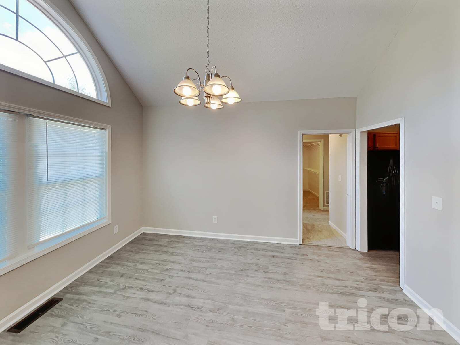 Building Photo - 37 Abbotsford Dr