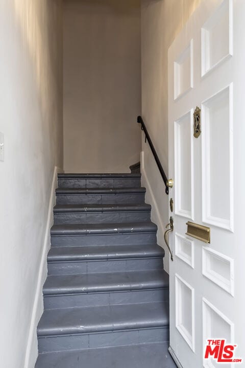 Building Photo - 9336 W Olympic Blvd