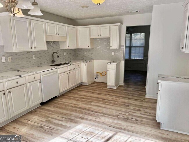 Building Photo - 4071 Plantation Mill Dr