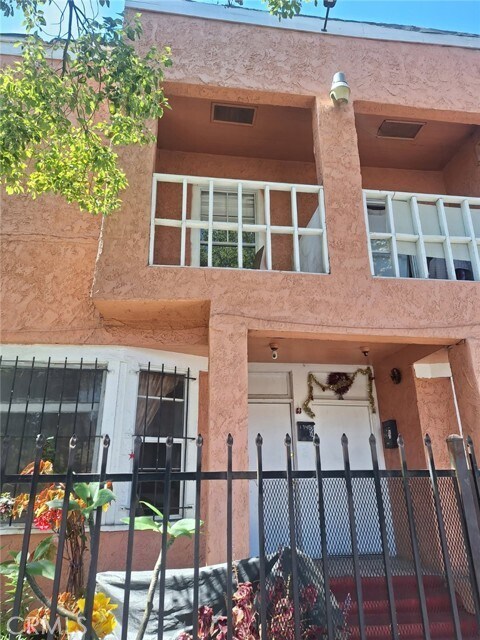 Building Photo - 1943 Estrella Ave