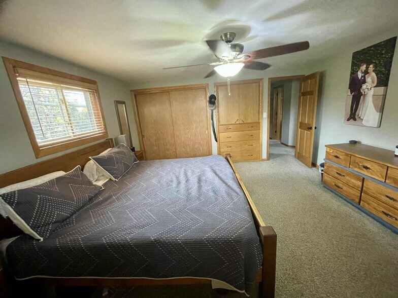 Building Photo - 1447 Stead Dr