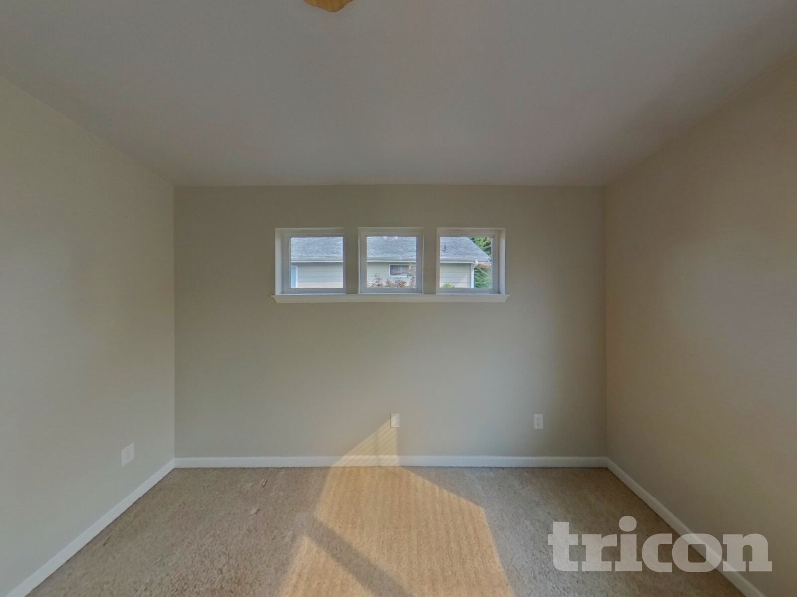 Building Photo - 8724 133rd St Ct E