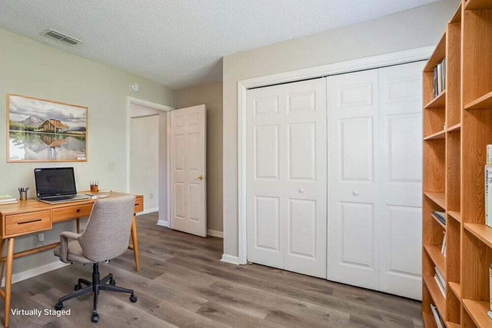 Building Photo - 3183 Olde Sutton Parke Dr