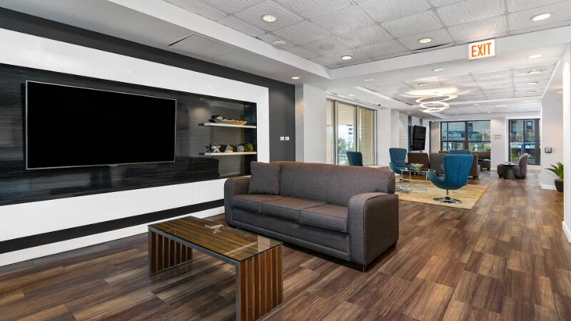 Building Photo - 85 E 11th St