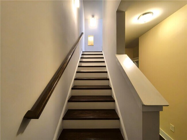 Building Photo - 3797 Oxford Cir