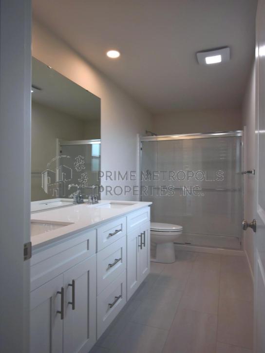Building Photo - 15215 35th Ave W