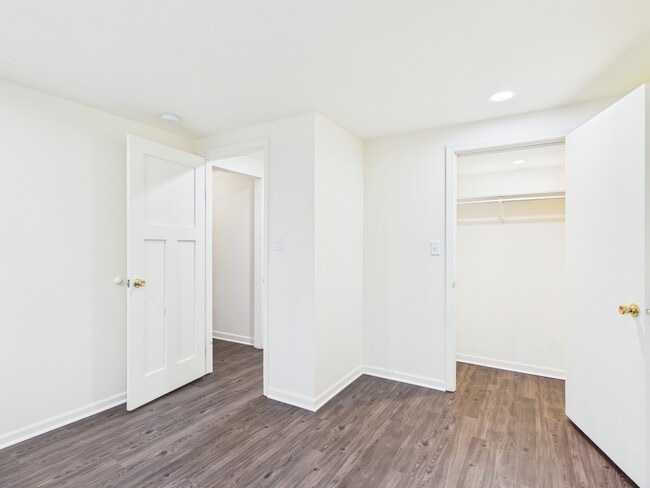 Building Photo - 17681 Country Club Ln
