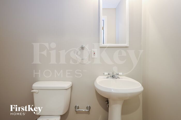 Building Photo - 3687 Shagbark