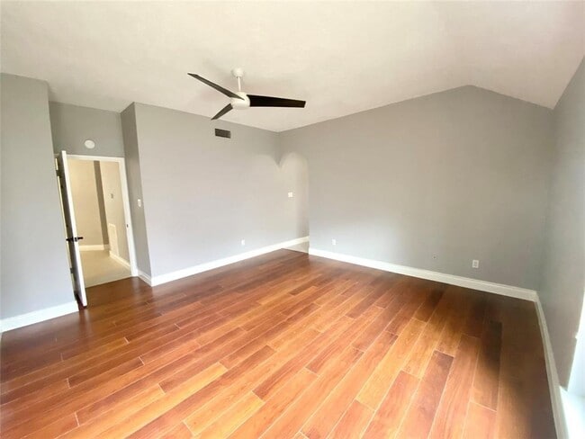 Building Photo - 14218 Manderly Dr