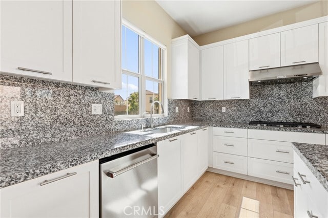 Building Photo - 131 Halworth