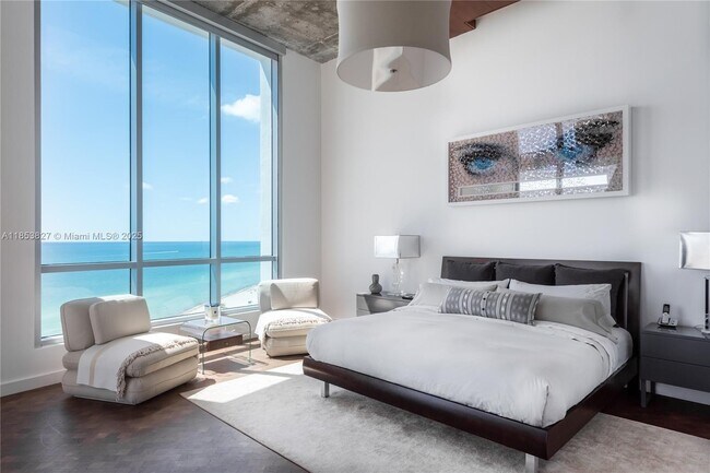 Building Photo - 5959 Collins Ave