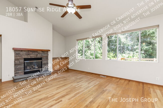 Building Photo - 18057 Sunrise Ridge Ave NE