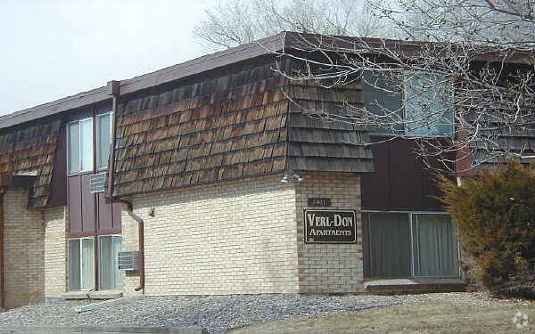 Primary Photo - Verl-don Apartments