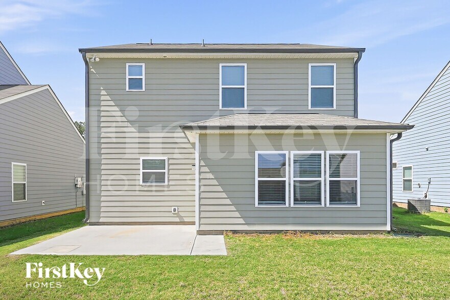 Building Photo - 817 Alexander Commons Dr
