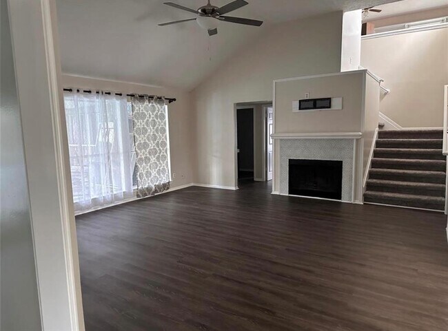 Building Photo - 2418 Chelston Ct