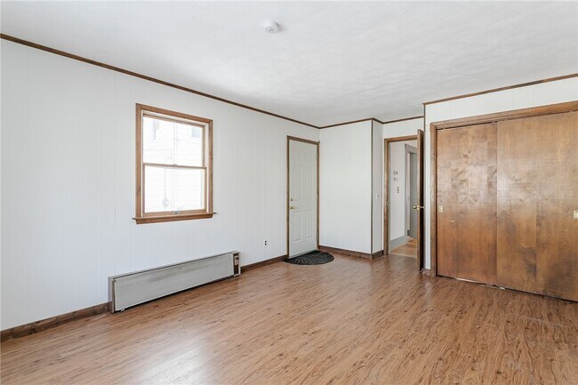 Building Photo - 176 Merwin Ave