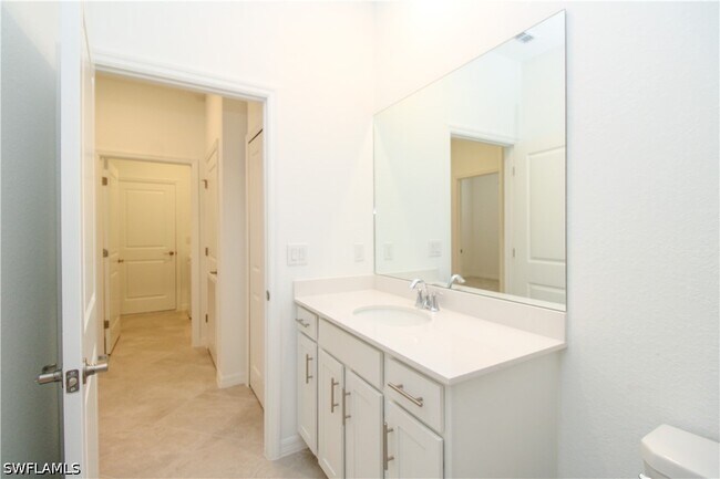 Building Photo - 2156 Dragonfruit Wy