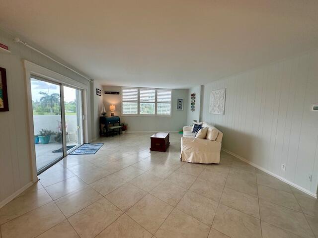 Building Photo - 2600 N Flagler Dr