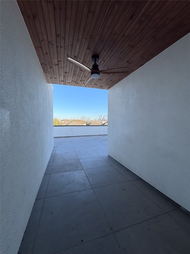 Building Photo - 1611 Parker St