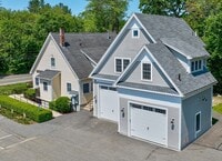 Building Photo - 117 Great Rd