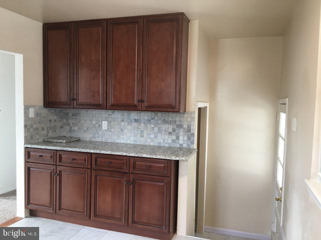 Building Photo - 21 Ridge Dr