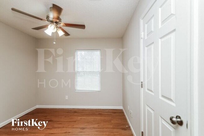 Building Photo - 4336 Yellow Rose Dr