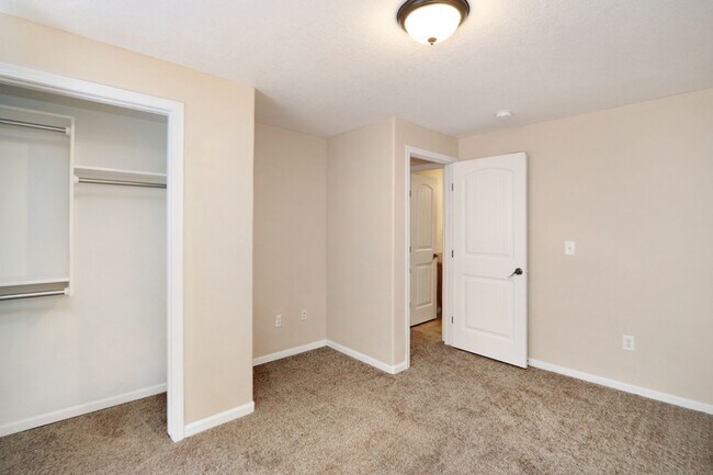 Building Photo - Beautifully Redone 2 Story Home!