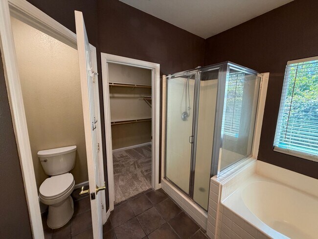 Building Photo - Beautiful Home in Cresleigh Ranch Village