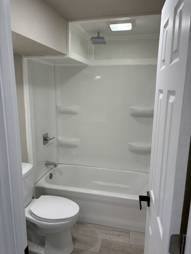 Building Photo - 209 N 22nd St