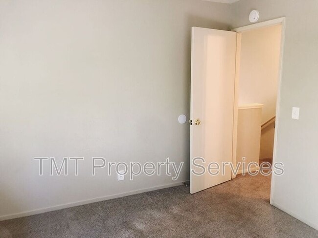 Building Photo - 169 Pierpoint Cir