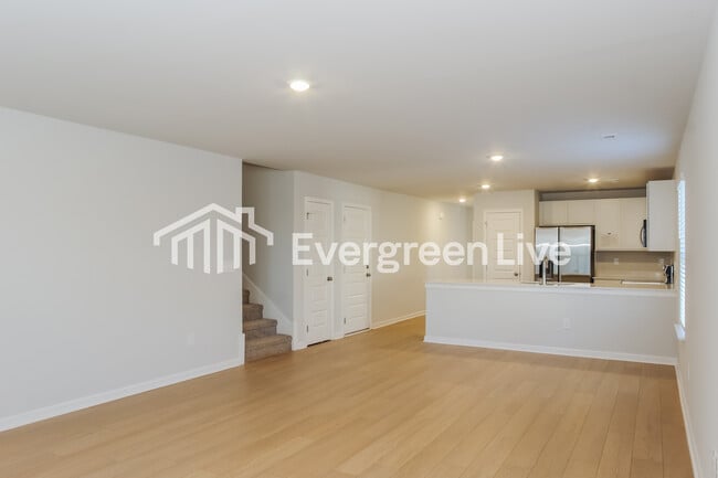 Building Photo - 22629 Dashwood Ln