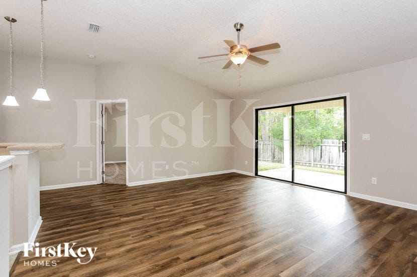 Building Photo - 86221 Vegas Blvd