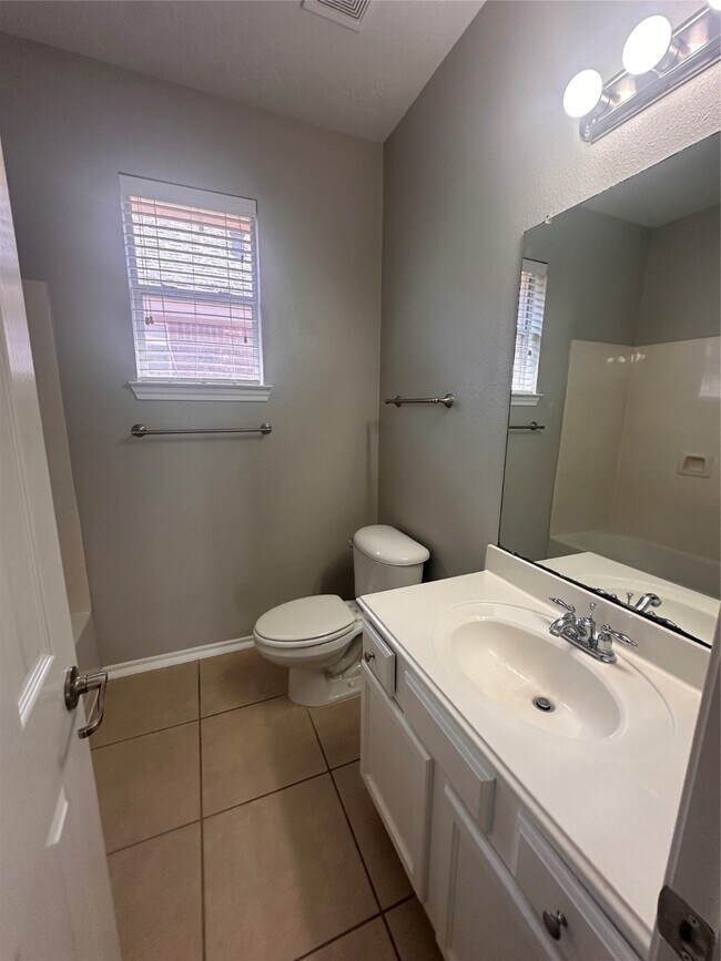Building Photo - 8802 Hostler Dr