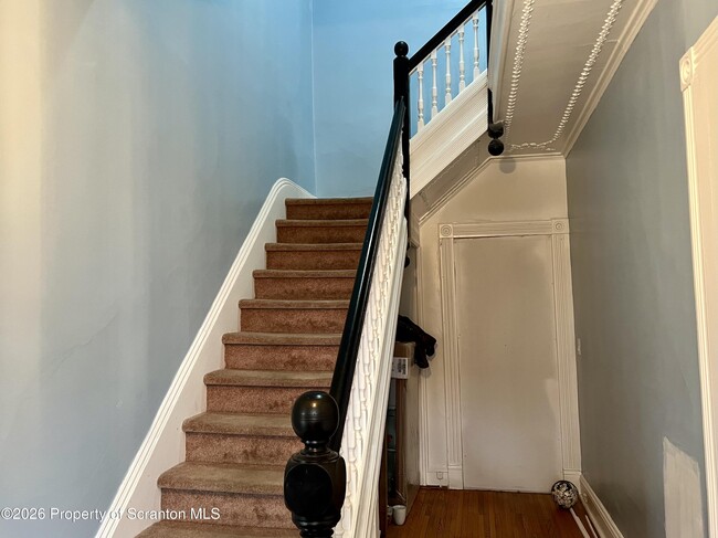 Building Photo - 1528 Wyoming Ave