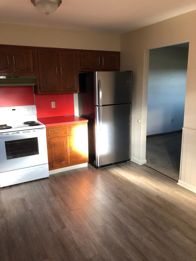 Kitchen - 710 S Mountain Rd