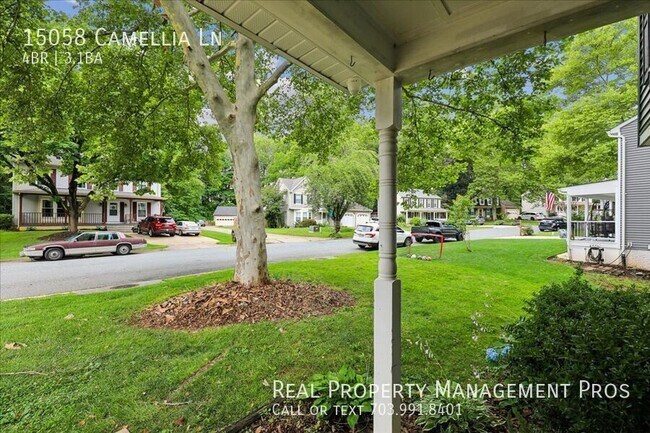 Building Photo - 15058 Camellia Ln