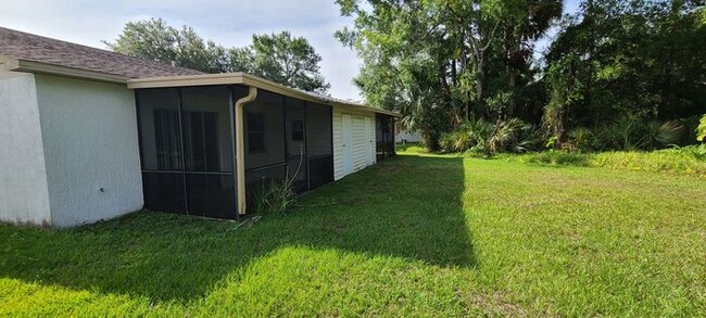 Building Photo - Duplex in Poinciana, Polk County