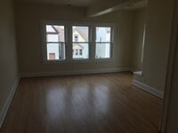 Building Photo - 721 E Center St