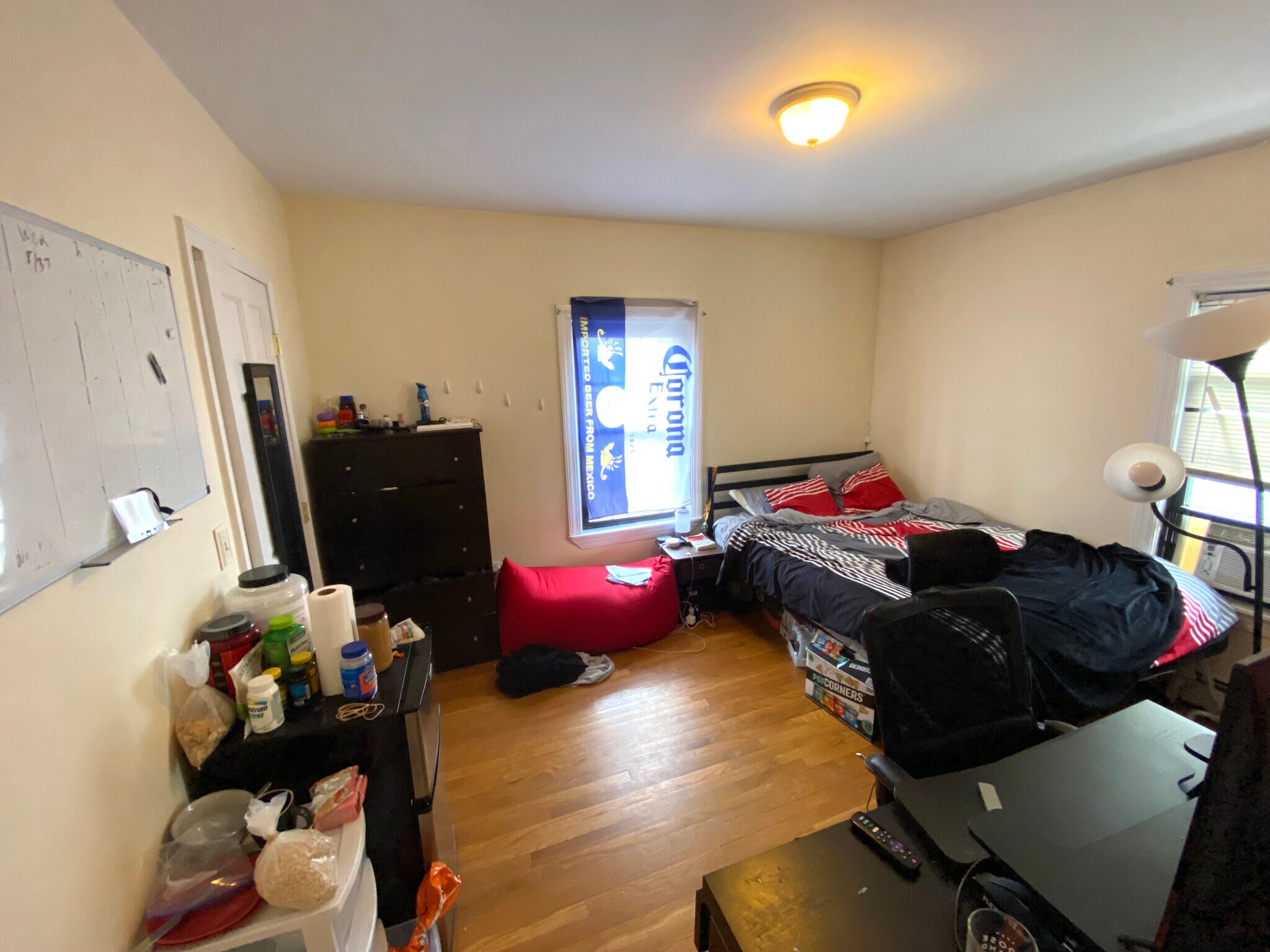 Building Photo - 72 Ashford St