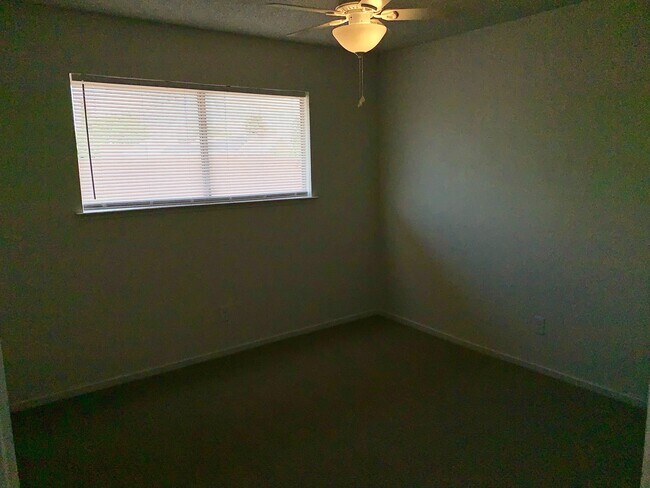 Building Photo - Old Town Clovis 3/2