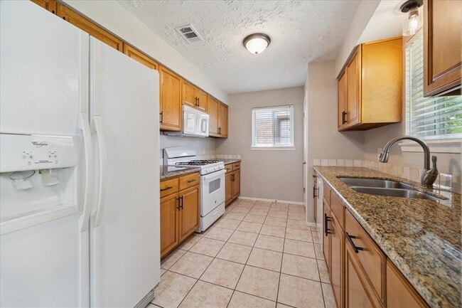 Building Photo - 5307 Green Timbers Dr