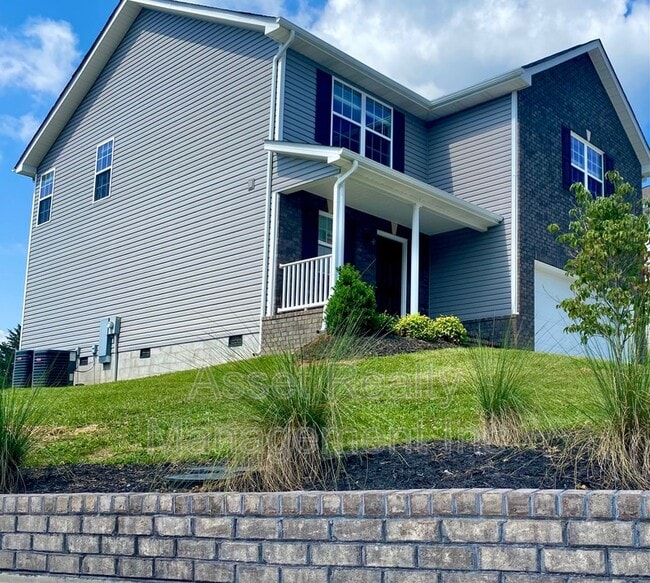 Building Photo - 1160 Cloud View Dr