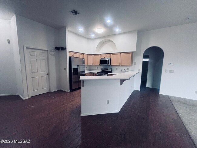 Building Photo - 12490 N Wayfarer Way